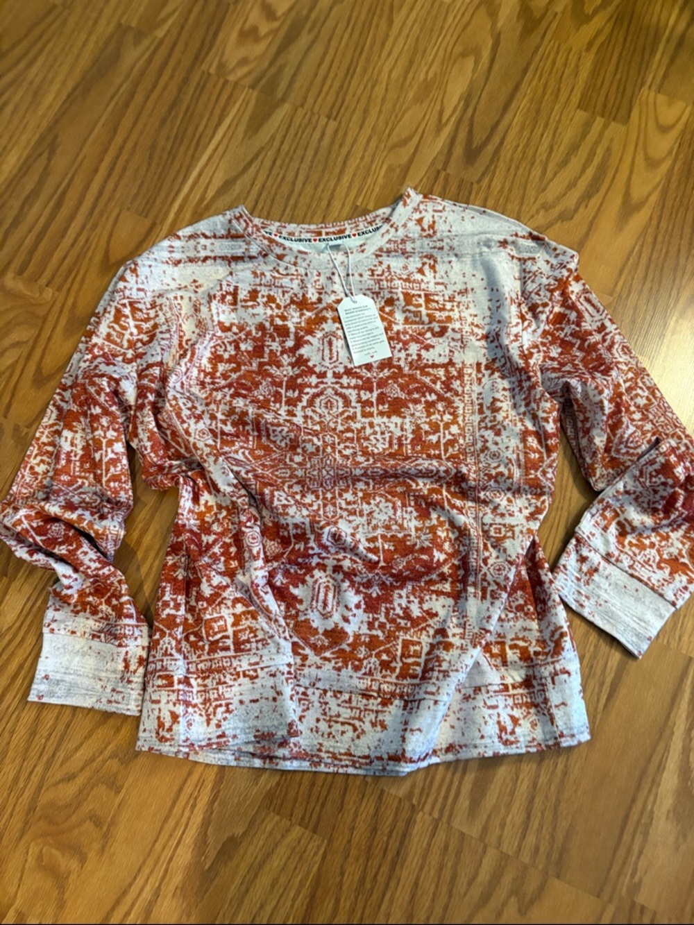 Women's Rust Patterned Long Sleeve Top